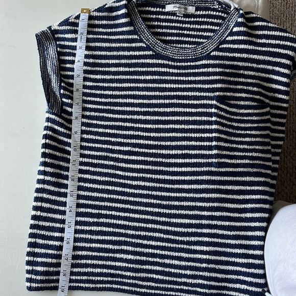 || Madewell || Sleeveless Striped Knit Shirt Navy and White Striped - Picture 9 of 11